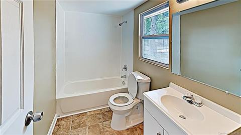 300 E 10th St, Kannapolis, NC 28083 photo 2