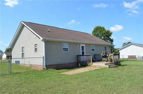 5100 Willow Run Dr, Monroe, NC 28110 photo 2