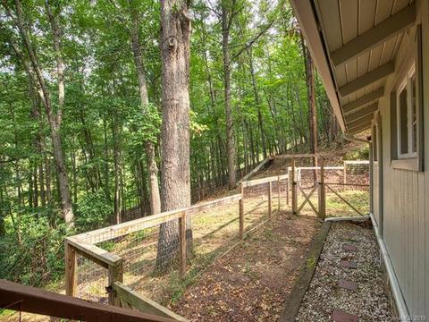 276 Hideaway Creek Rd, Clyde, NC 28721 photo 7