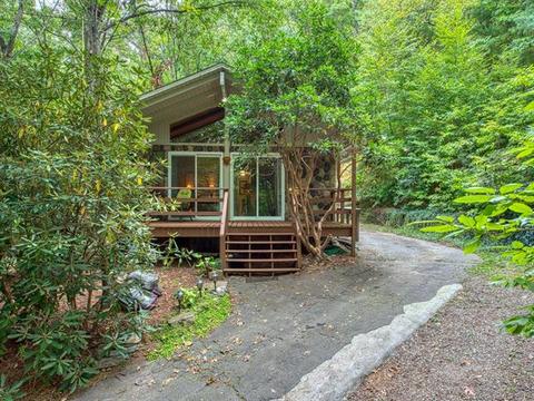 276 Hideaway Creek Rd, Clyde, NC 28721 photo 2