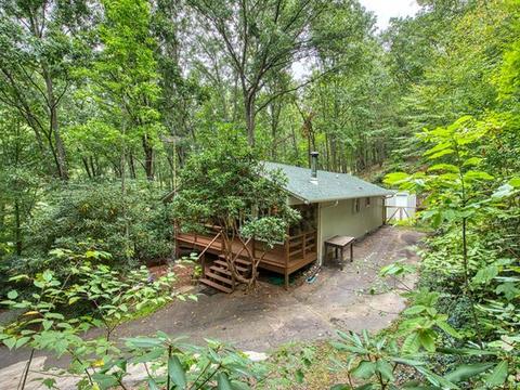 276 Hideaway Creek Rd, Clyde, NC 28721 photo 3