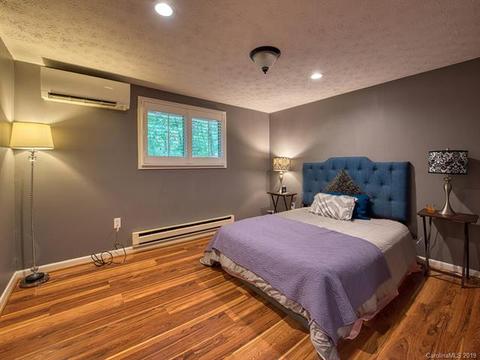 276 Hideaway Creek Rd, Clyde, NC 28721 photo 18