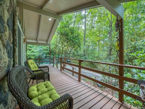 276 Hideaway Creek Rd, Clyde, NC 28721 photo 4
