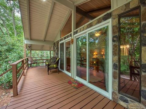 276 Hideaway Creek Rd, Clyde, NC 28721 photo 1