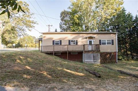 2401 Section House Rd NE, Hickory, NC 28601 photo 1