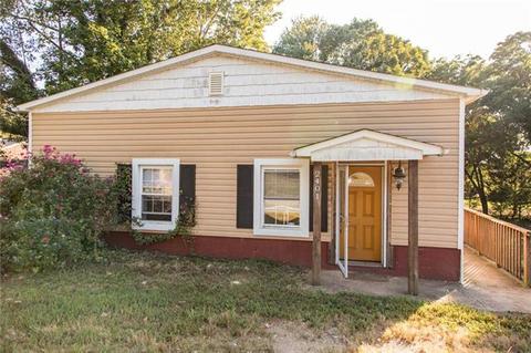 2401 Section House Rd NE, Hickory, NC 28601 photo 4