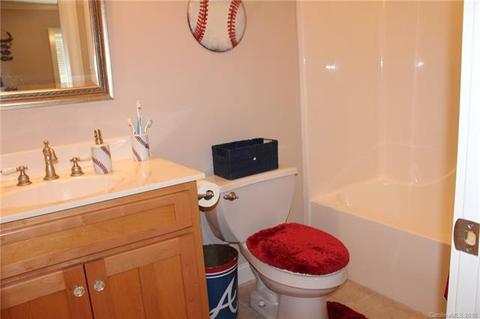 2494 Genes Loop, Morganton, NC 28655 photo 32