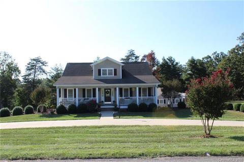 2494 Genes Loop, Morganton, NC 28655 photo 6