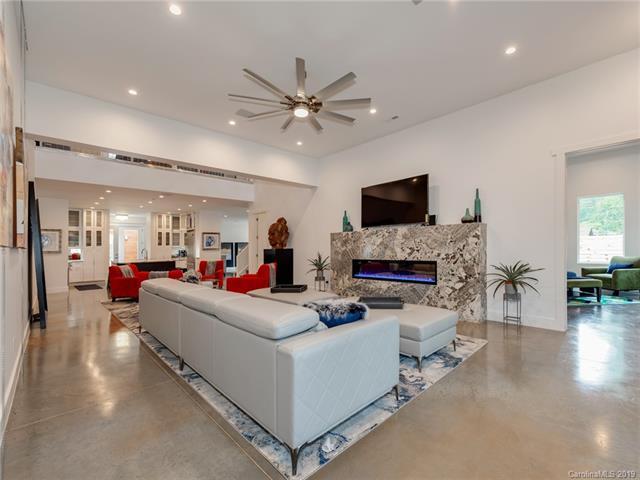 4349 Hyde Park Dr Charlotte Nc 28216 48 Photos Mls 3551556