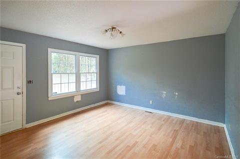 105 Jacob St, Stanley, NC 28164 photo 8