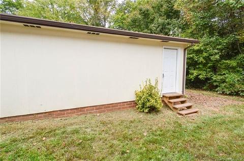 105 Jacob St, Stanley, NC 28164 photo 6