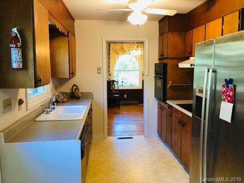 109 Sunset Dr, Morganton, NC 28655 photo 7