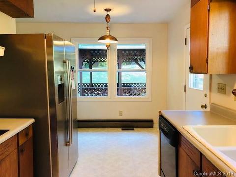 109 Sunset Dr, Morganton, NC 28655 photo 8