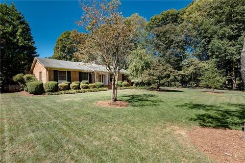 607 2nd Avenue Ne Pl NE, Conover, NC 28613 photo 3