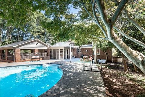 607 2nd Avenue Ne Pl NE, Conover, NC 28613 photo 9