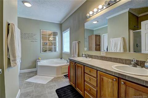 2009 Carpenters Square Rd, Crouse, NC 28033 photo 15