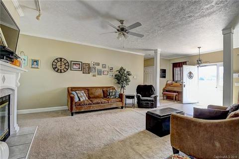 2009 Carpenters Square Rd, Crouse, NC 28033 photo 9