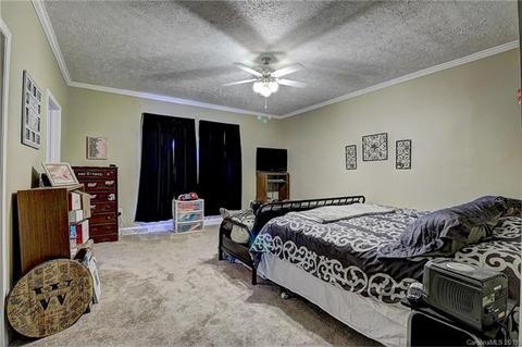2009 Carpenters Square Rd, Crouse, NC 28033 photo 13