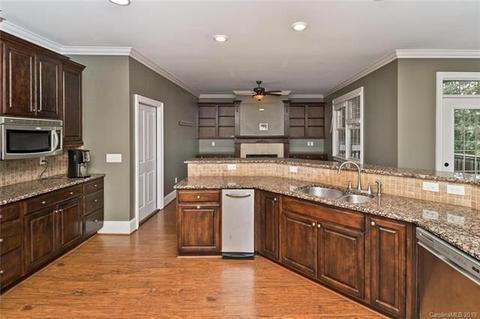 93 Ledgestone Dr, Fairview, NC 28730 photo 12