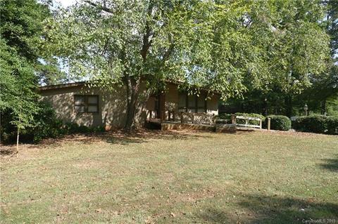 8615 Circle Dr, Mount Pleasant, NC 28124 photo 2