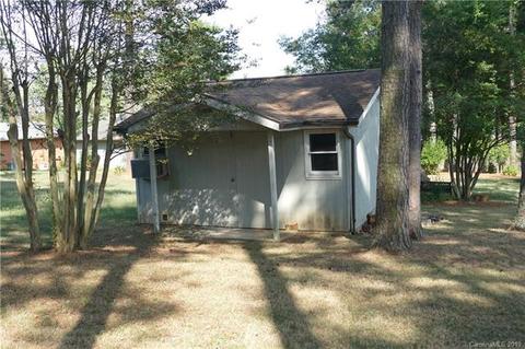 8615 Circle Dr, Mount Pleasant, NC 28124 photo 5