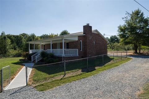 839 Sikes Mill Rd, Monroe, NC 28110 photo 3