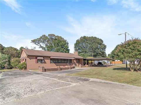 4060 Pine St, Salisbury, NC 28147 photo 1