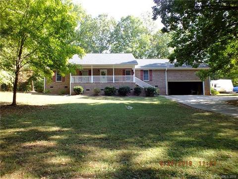 1780 Windsor Dr, Lancaster, SC 29720 photo 1