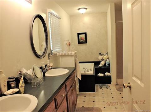 1780 Windsor Dr, Lancaster, SC 29720 photo 15