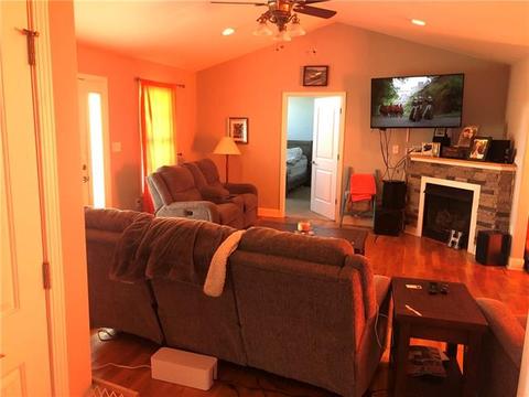 511 E Carpenter St, Maiden, NC 28650 photo 5