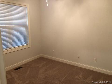 36 Halftimber Ln, Flat Rock, NC 28731 photo 7