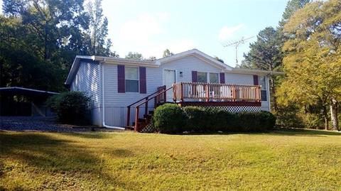 320 Pine Lake Dr, Troy, NC 27371 photo 1