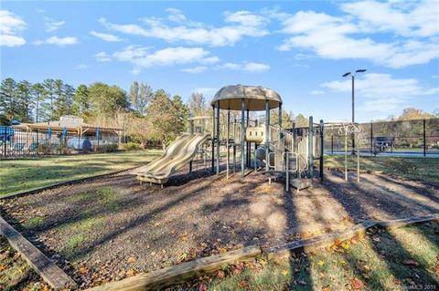 18340 Dembridge Dr, Davidson, NC 28036 photo 45