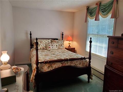 102 Willowbrook Dr, Morganton, NC 28655 photo 13