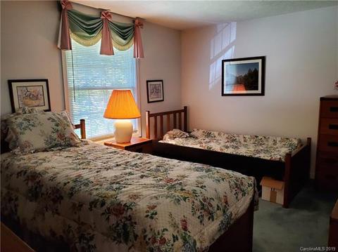 102 Willowbrook Dr, Morganton, NC 28655 photo 12