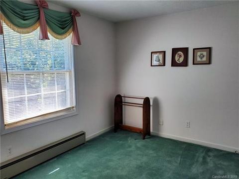 102 Willowbrook Dr, Morganton, NC 28655 photo 14