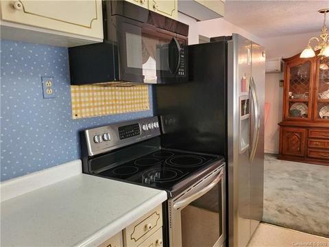 102 Willowbrook Dr, Morganton, NC 28655 photo 7