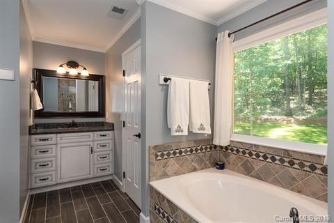 5453 Ashbury Ln, Davidson, NC 28036 photo 13