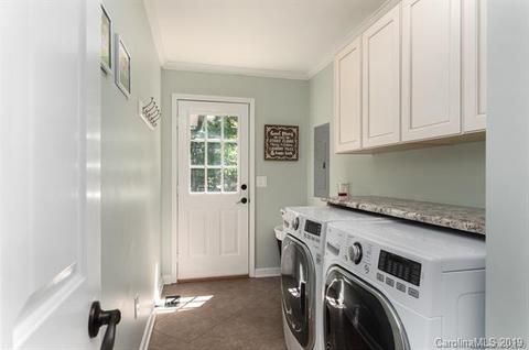 5453 Ashbury Ln, Davidson, NC 28036 photo 9