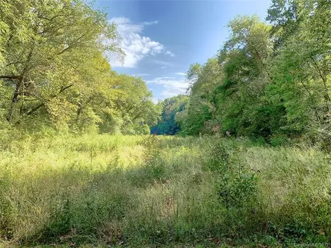 328 Maxwell Dr, Marion, NC 28752 photo 4