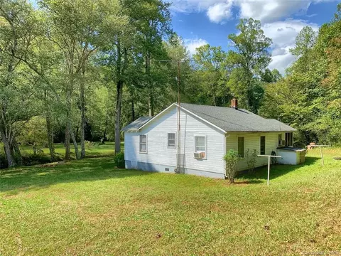 328 Maxwell Dr, Marion, NC 28752 photo 12