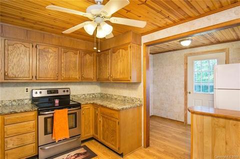 231 Fox Rd, Mars Hill, NC 28754 photo 4