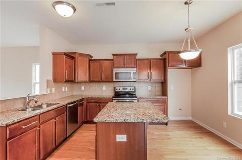 3308 Saddlebrook Dr, Midland, NC 28107 photo 11