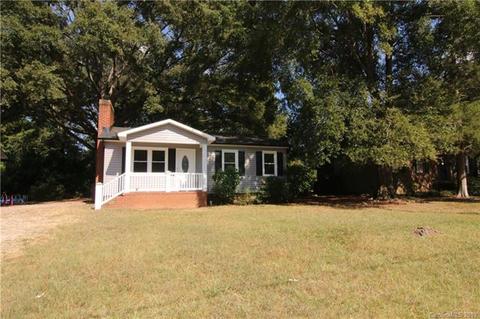 411 Spring St, Concord, NC 28025 photo 2