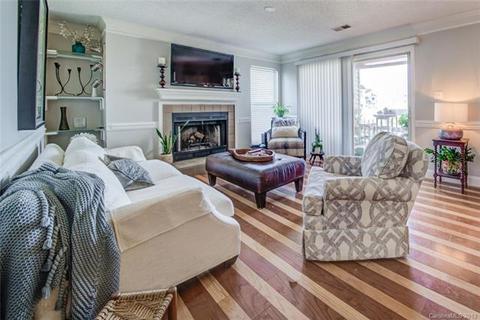 18863 Vineyard Point Ln, Cornelius, NC 28031 photo 4