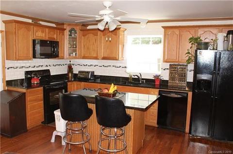 506 W Marsh St, Salisbury, NC 28144 photo 5