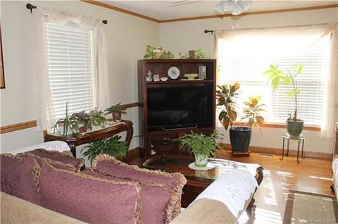 506 W Marsh St, Salisbury, NC 28144 photo 8