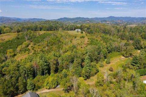 112 Crest View Dr, Marshall, NC 28753 photo 11