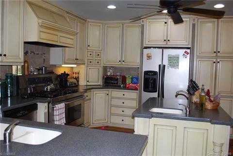 139 Main St, Cooleemee, NC 27014 photo 8