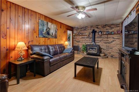 151 Dewey Ave, Canton, NC 28716 photo 7